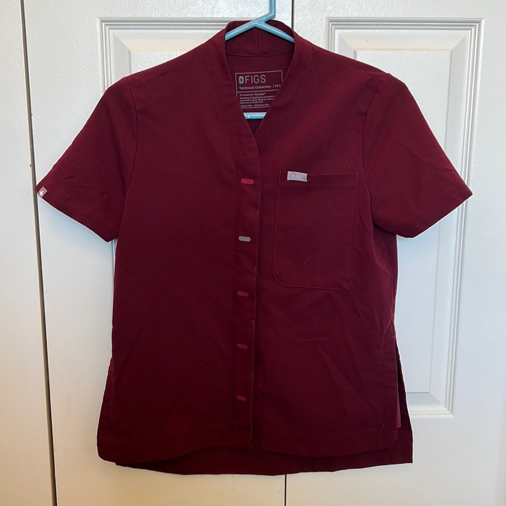 Figs Classic Shawl Collar Scrub Top - XXS / Burgundy. Limited edition style.